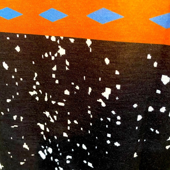 Electric Blue & Tooled Leather Print Splatter Paint Tee - Picture 5 of 13